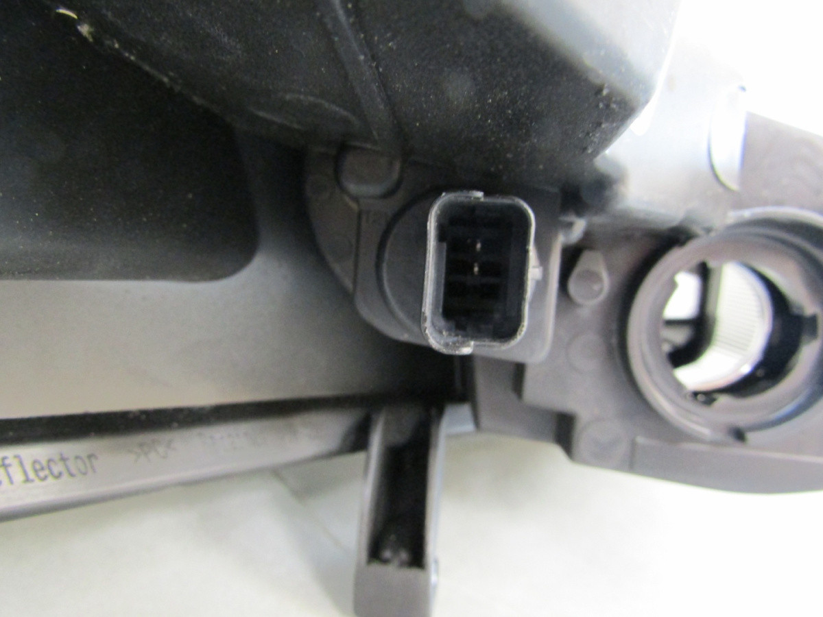 KOPLAMP CITROEN C3 III 3 FACELIFT LED DRL 20-24 LH 9833480680-03 S826/B11