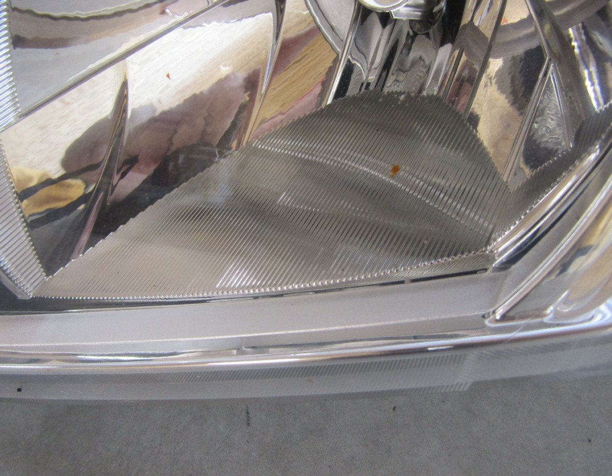 KOPLAMP NISSAN NAVARA 3 III D40 FACELIFT STANDARD 10- LH 260605X10B A941/D82