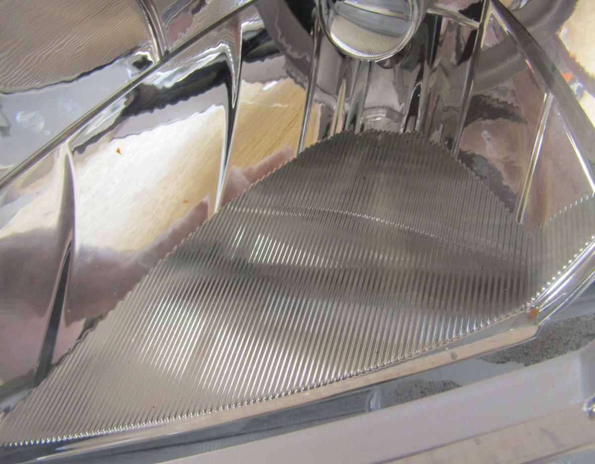 KOPLAMP NISSAN NAVARA 3 III D40 FACELIFT STANDARD 10- LH 260605X10B A941/D82