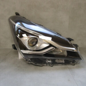Koplamp TOYOTA YARIS 3 III Facelift STANDAARD LENS + LED 17-20 RH RECHTS Z143/K4/2A