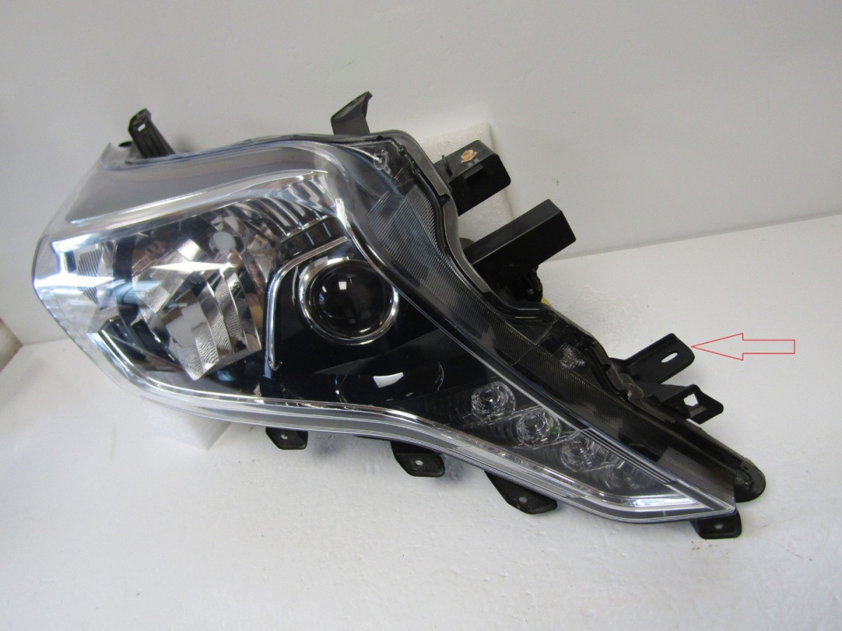 KOPLAMP TOYOTA LAND CRUISER J150 LED 17- A90/D50