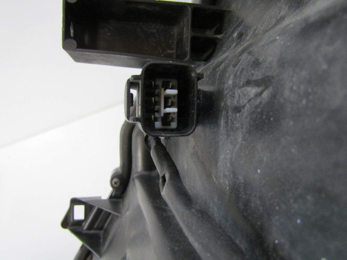 KOPLAMP TOYOTA LAND CRUISER J150 LED 17- A90/D50