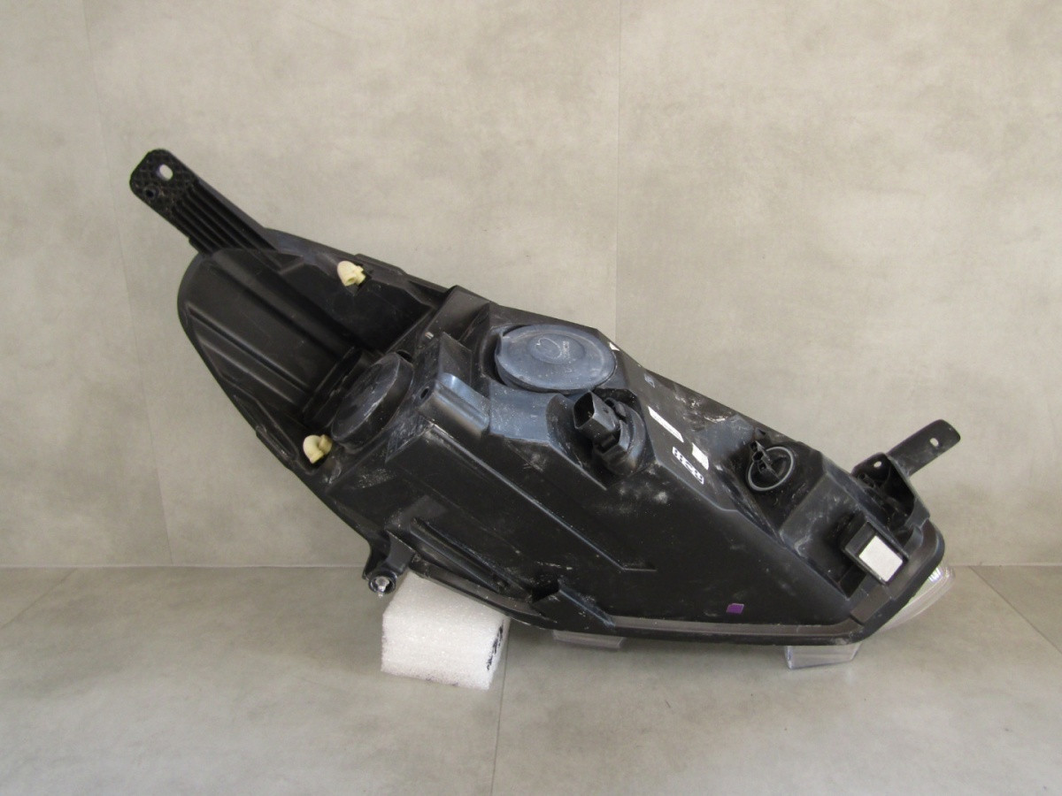 KOPLAMP FORD FIESTA MK8 LED LENS 17-21 LH A940/D87