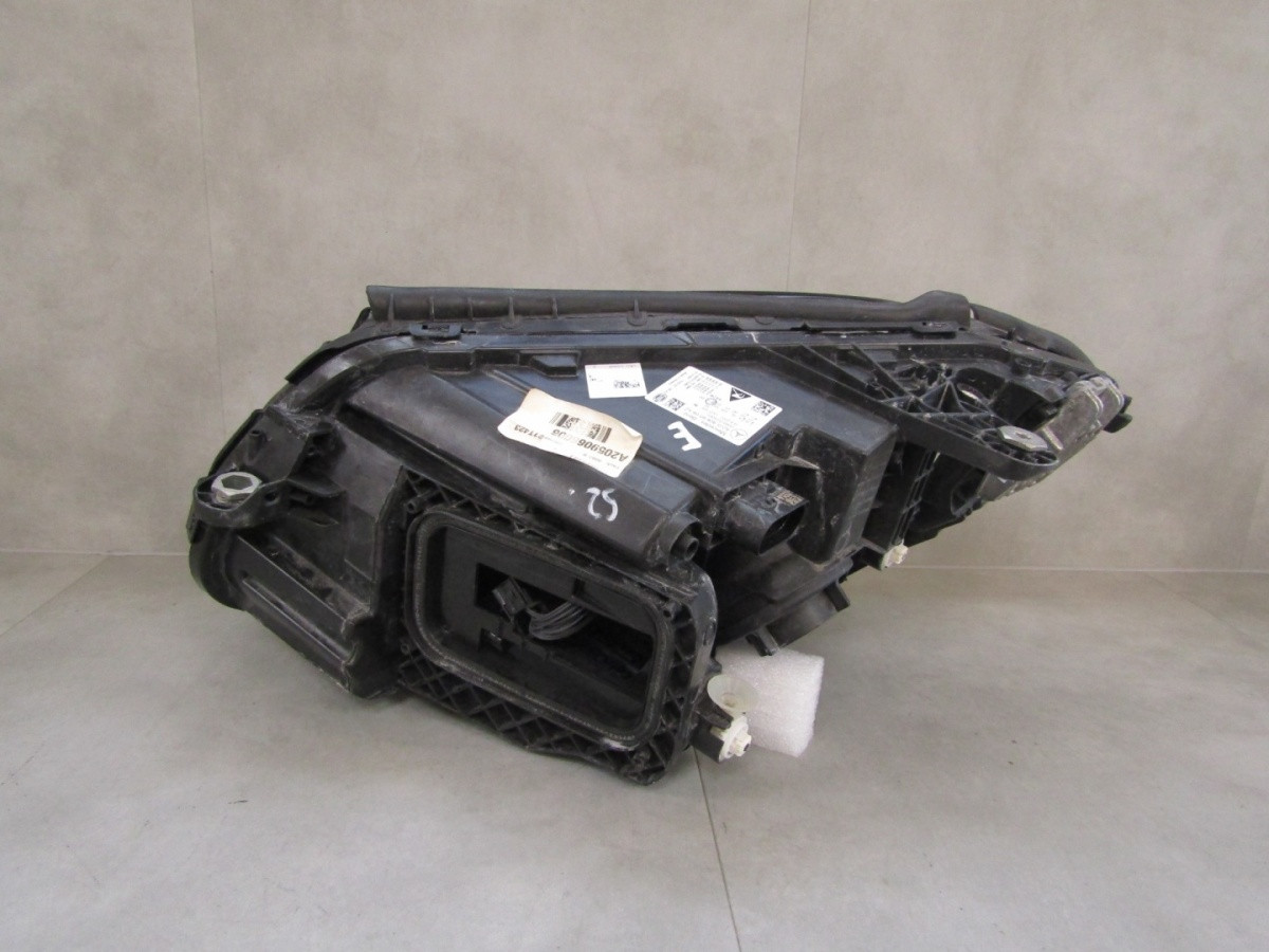 KOPLAMP MERCEDES C-KLASSE W205 FACELIFT LED PRESTATIES RH 18- A2059066006 S1793/C96