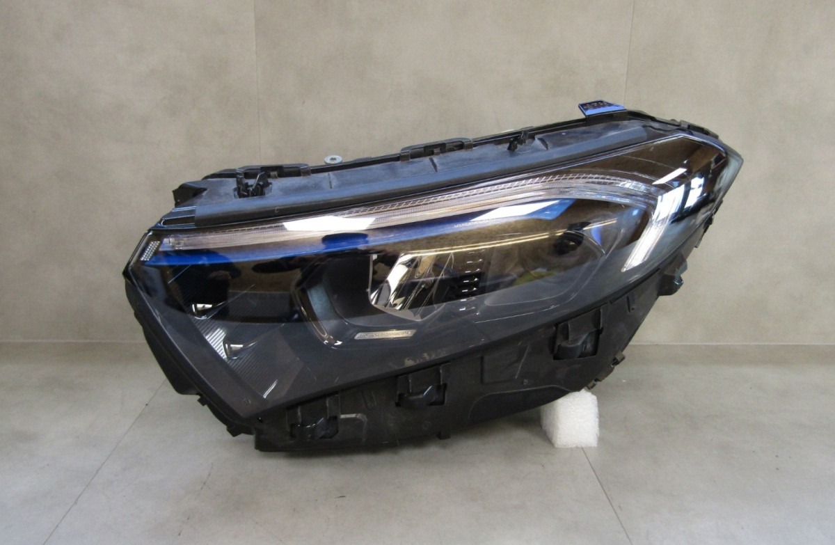 Koplamp MERCEDES EQA EQB W243 VOLLEDIGE LED PRESTATIES LH LINKS 21-24 A2439068900 S1766/K3/12G