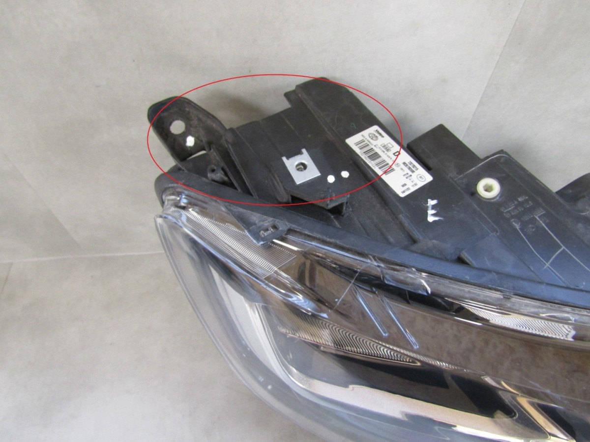 KOPLAMP TOYOTA PROACE CITY STANDAARD RH RECHTS 19- 9835780580 A1147/4K/11G