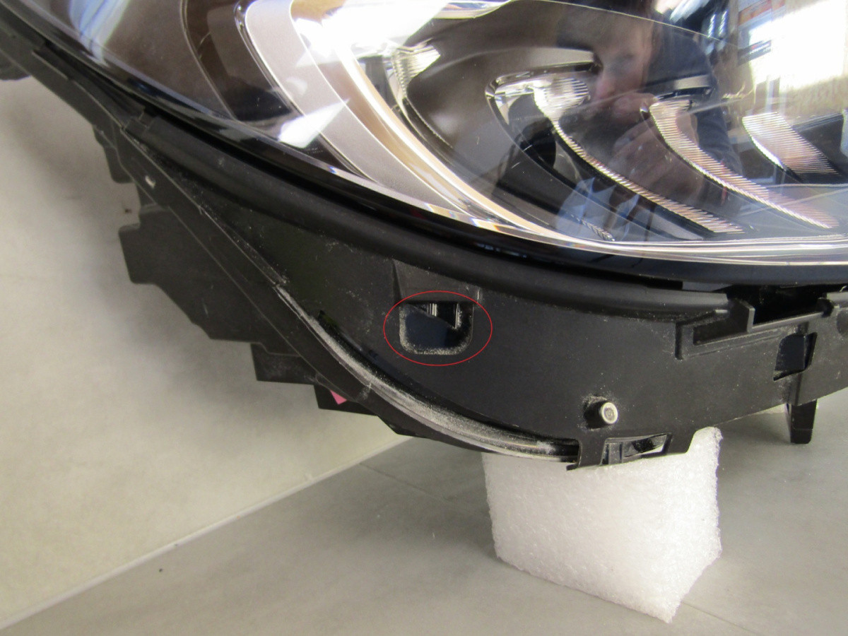 KOPLAMP MERCEDES B-KLASSE W247 FACELIFT LED PRESTATIES 22- RH A2479061004 S259/B100