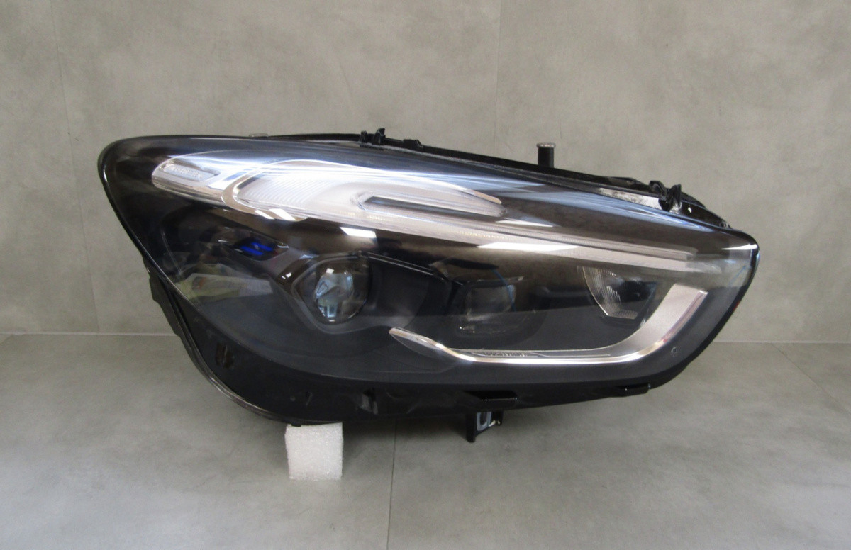 KOPLAMP MERCEDES B-KLASSE W247 FACELIFT MULTIBEAM 23- RH S836/E1