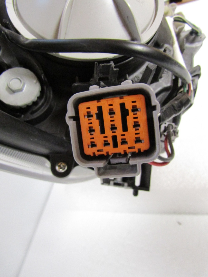 KOPLAMP SUBARU LEGACY V OUTBACK IV XENON 09-12 LH A277/B64