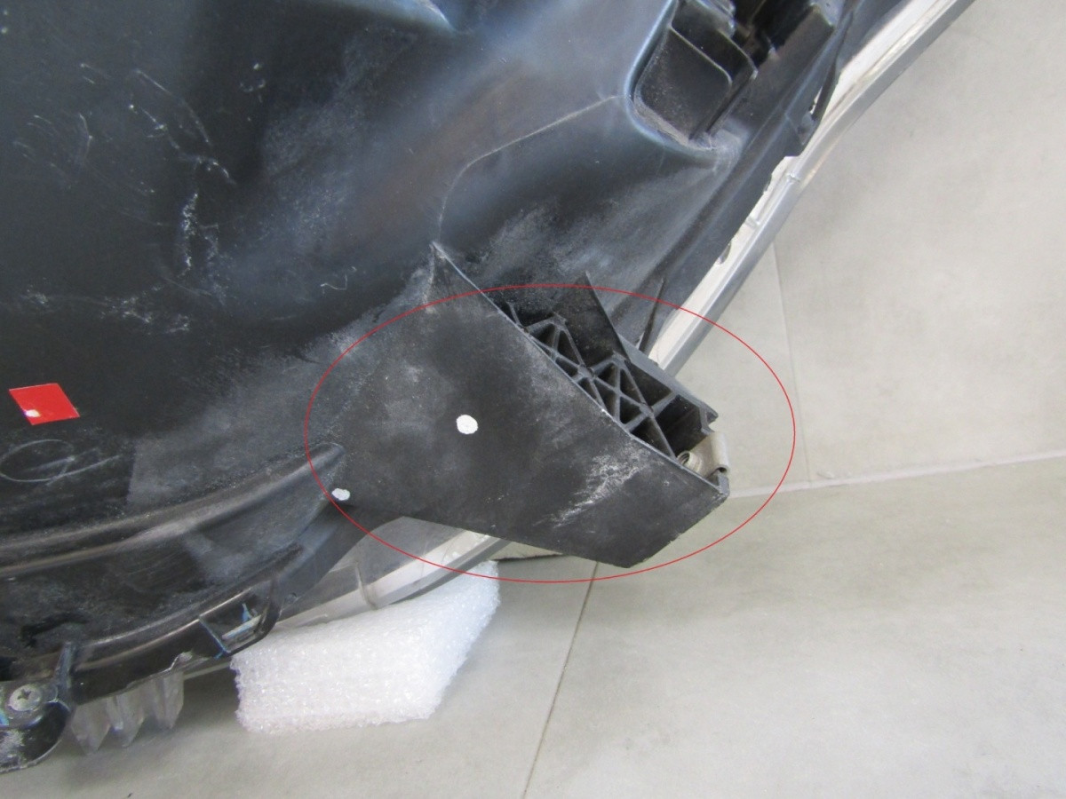 KOPLAMP MITSUBISHI L200 V NIET-DRAAIEN XENON 15-19 RH S1038/K4/12B