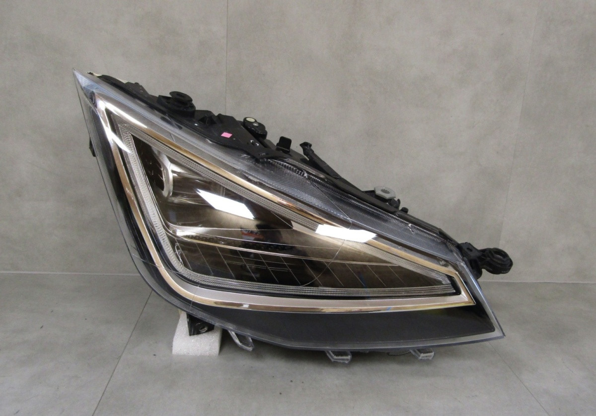 KOPLAMP STOEL IBIZA V ARONA FACELIFT VOLLEDIG LED 21- RH 6F1941008G S1787/F80