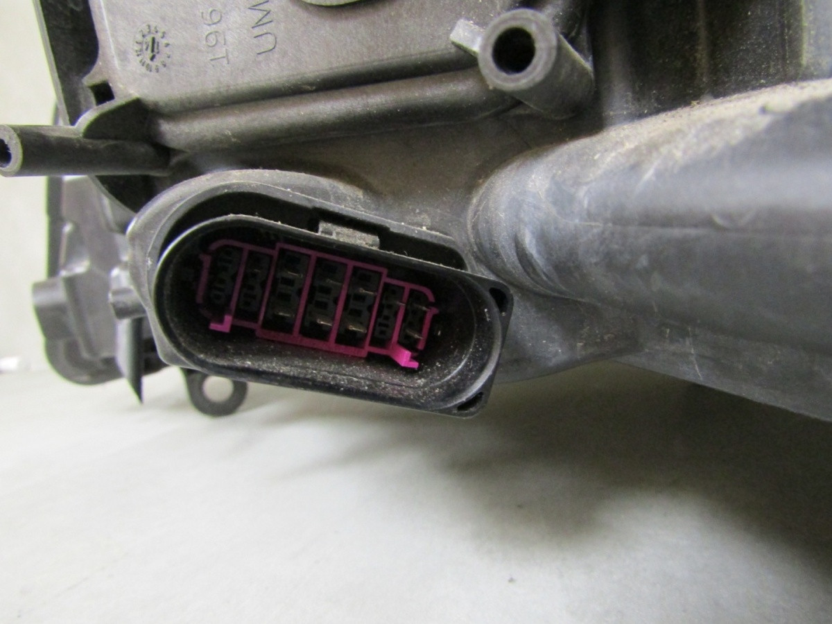 KOPLAMP VOLKSWAGEN TOUAREG II 2 FACELIFT XENON DRAAI 14-18 RH RECHTS 7P1941034A S1843//F40