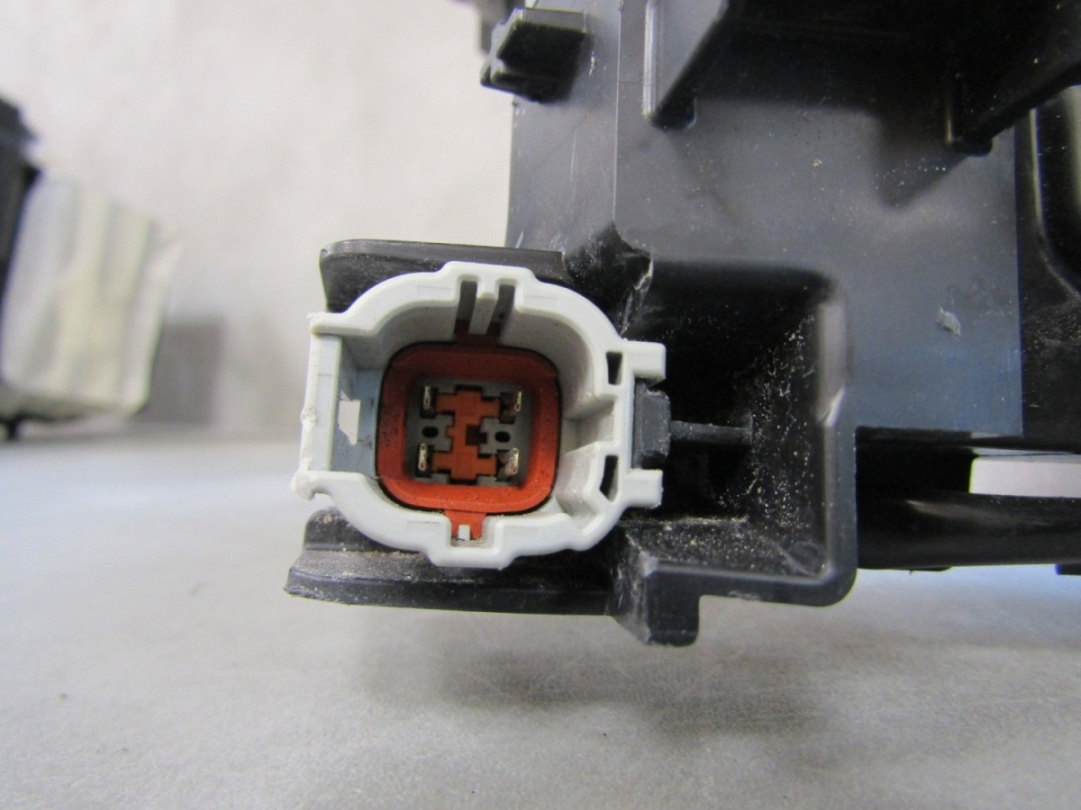 KOPLAMP NISSAN ARIYA VOLLEDIGE LED RECHTS 22- Z208/K4/5F