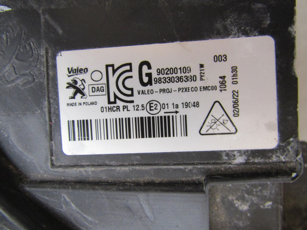 Koplamp PEUGEOT 208 II 2 2008 II 2 LED 19-23 LH 9833036380 S883/K4/3D