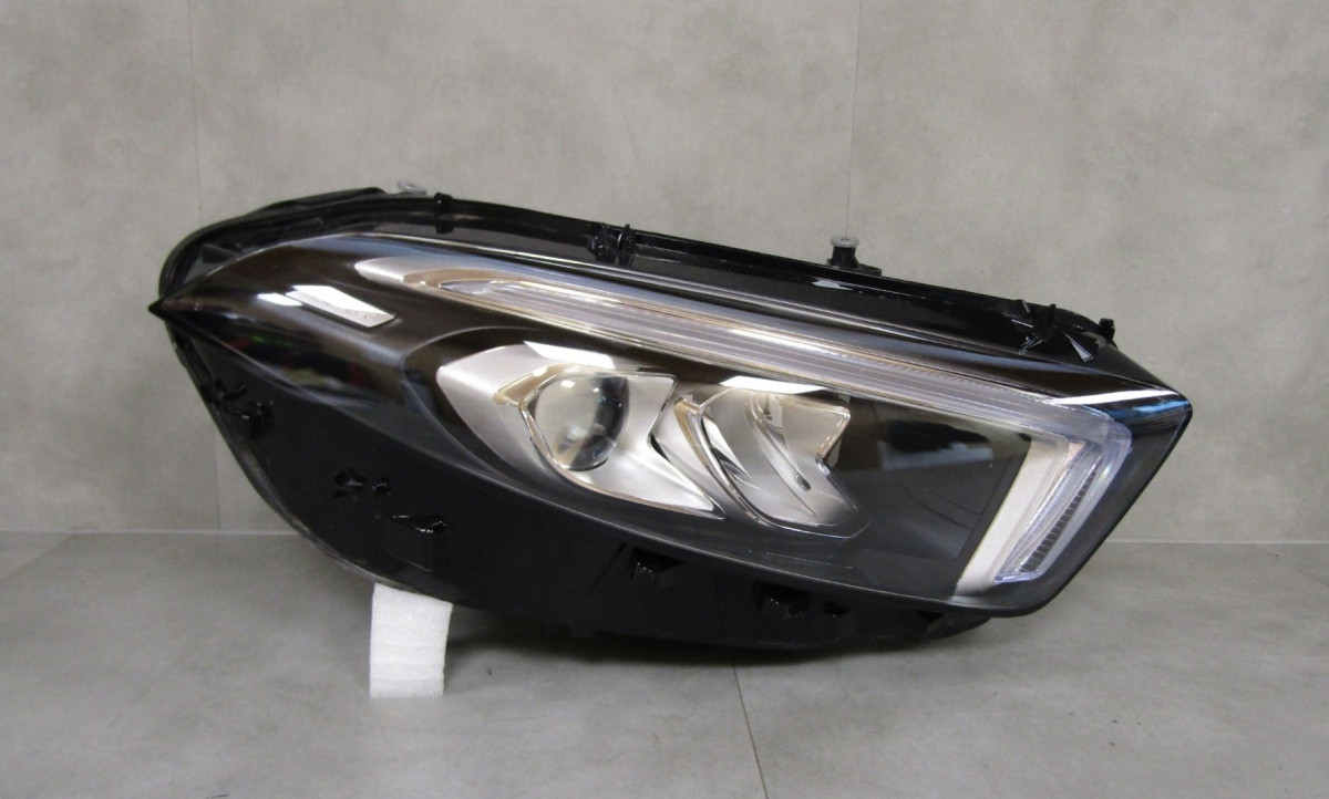 KOPLAMP MERCEDES A-KLASSE W177 LED HOGE PRESTATIES 18-22 RH A1779063805 S1791/D95