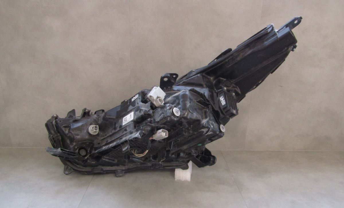 KOPLAMP TOYOTA HIGHLANDER 4 IV XU70 VOLLEDIGE LED 19- RH 100008A06K S887/K4/3F