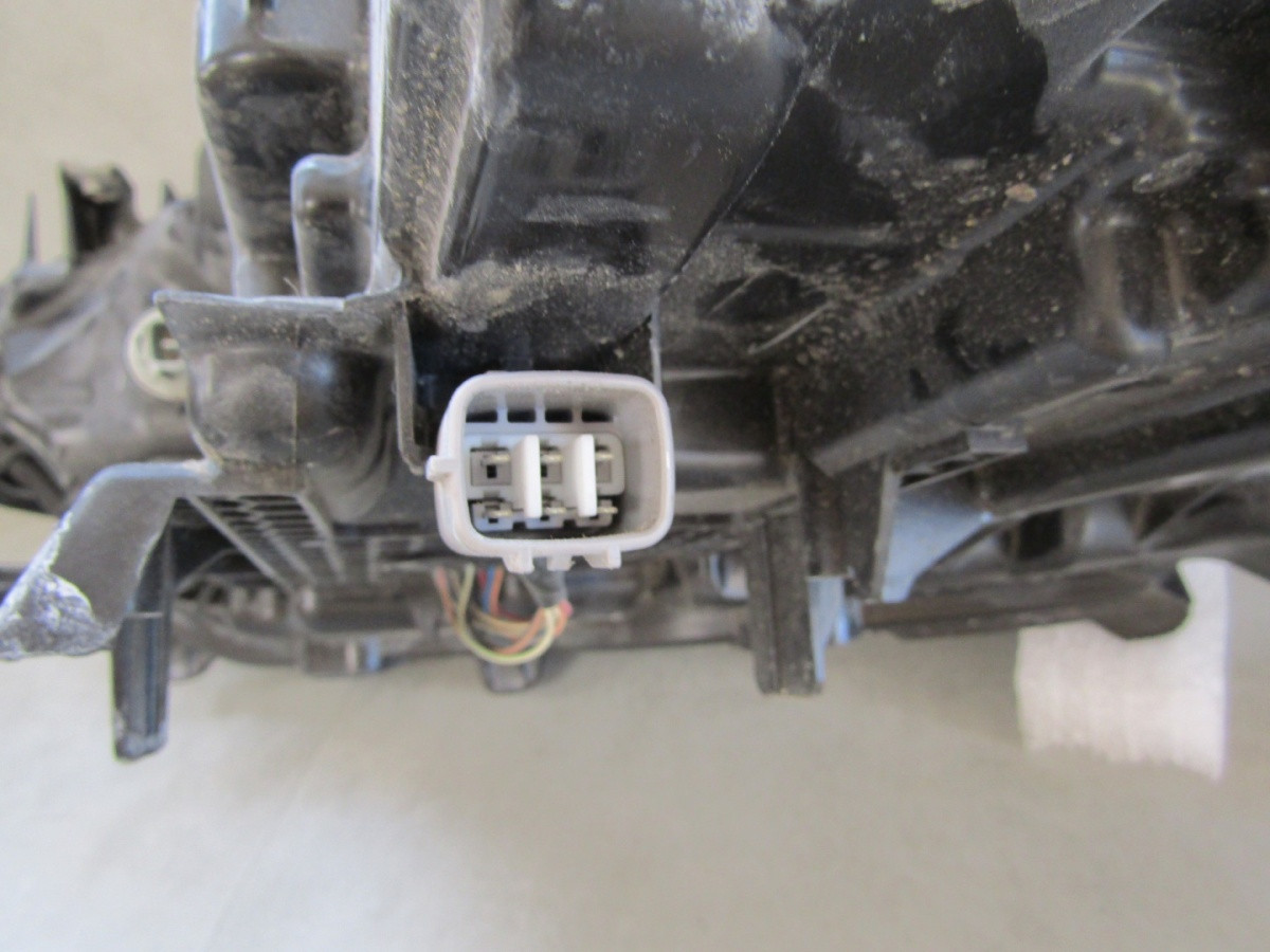 KOPLAMP TOYOTA HIGHLANDER 4 IV XU70 VOLLEDIGE LED 19- RH 100008A06K S887/K4/3F