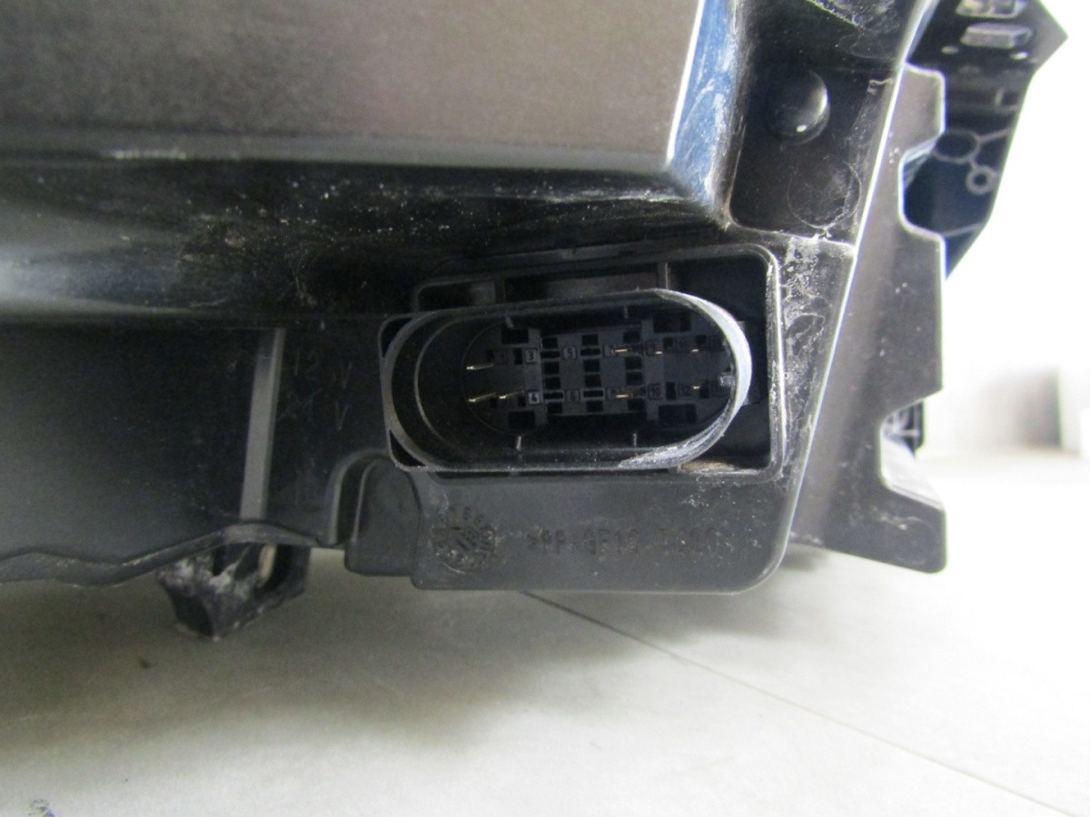 KOPLAMP MERCEDES GLA W156 FACELIFT VOLLEDIGE LED-PRESTATIES 17-20 LH A1569066900 S1796/E105