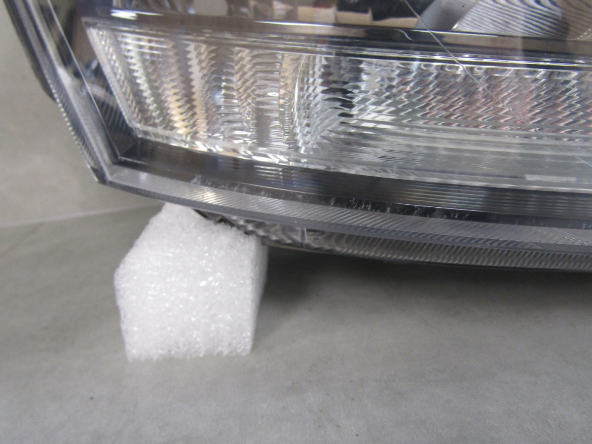 KOPLAMP SKODA YETI FACELIFT STANDAARD 12- RH RECHTS A963/5K/16C