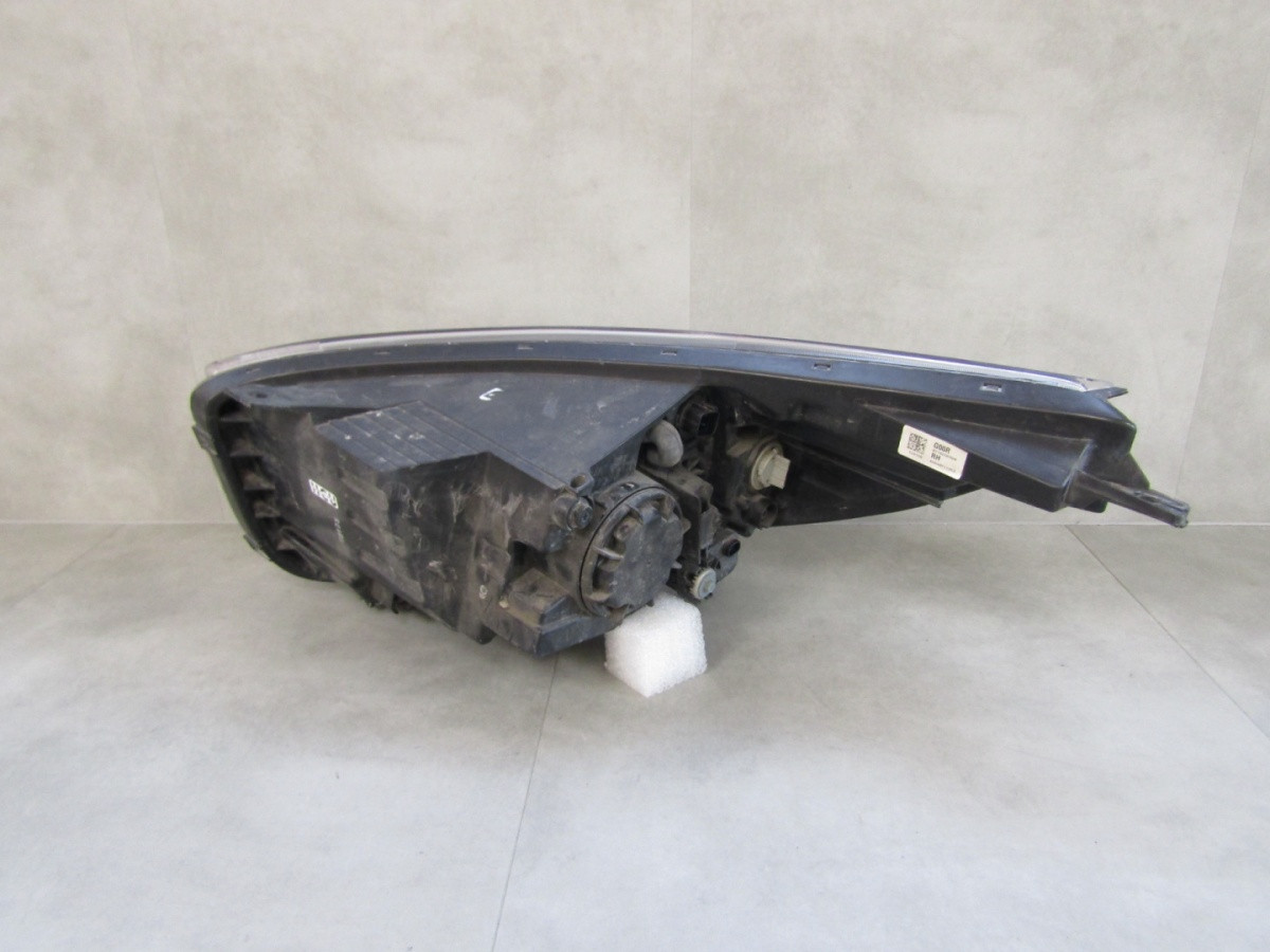 Koplamp KIA PICANTO 3 III STANDAARD 17-20 RH 92102G6000 A946/E12