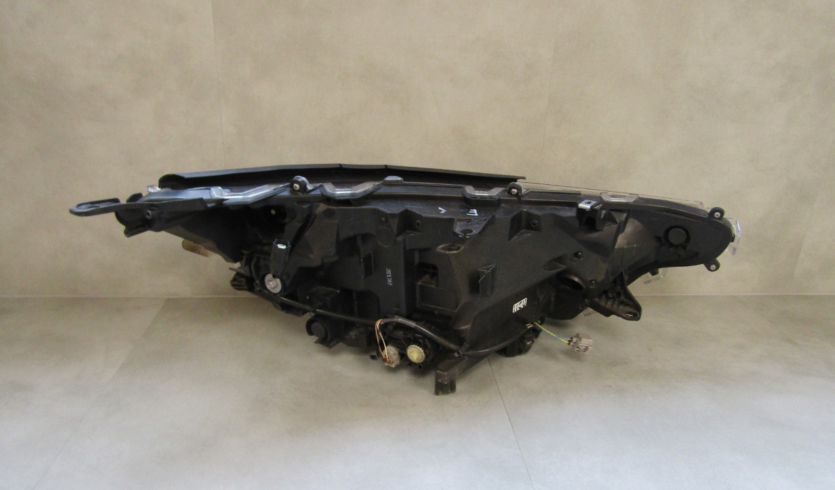 KOPLAMP TOYOTA RAV4 IV 5 V LED 19-21 LH S195/K4 2G