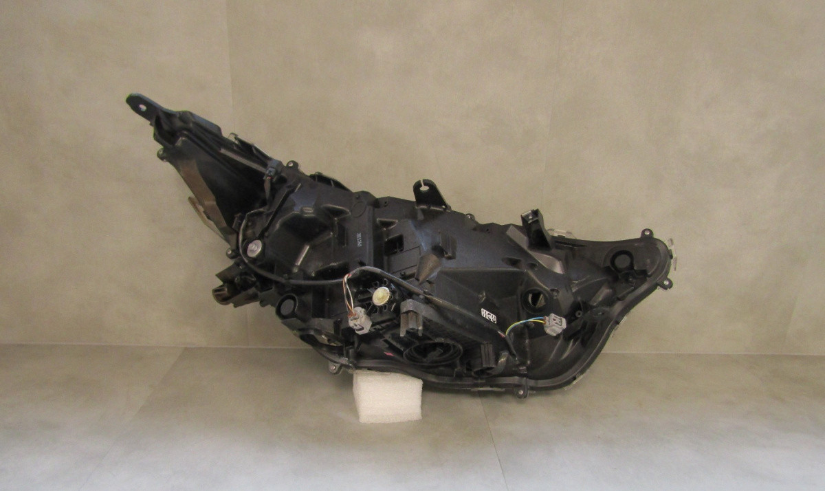 KOPLAMP TOYOTA RAV4 IV 5 V LED 19-21 LH S195/K4 2G