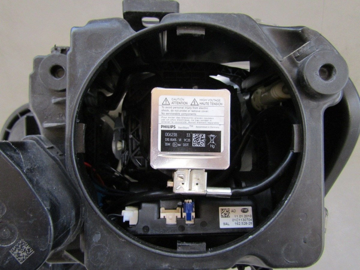 Koplamp MERCEDES ML W164 Facelift XENON DRAAIEN RECHTS A1648205961 Z164/K3/4A