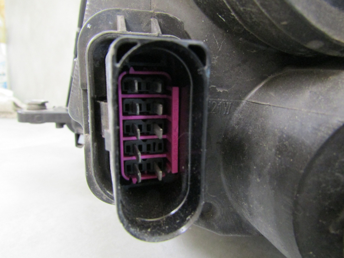 KOPLAMP VW CADDY III 3 Facelift STANDAARD 15-20 RH 2K1941016B S440/A176