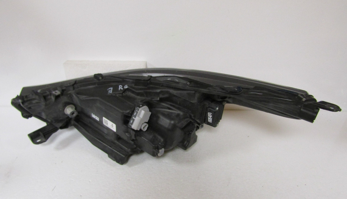 KOPLAMP TOYOTA HIGHLANDER 4 IV XU70 VOLLEDIGE LED 19- RH A304/B83