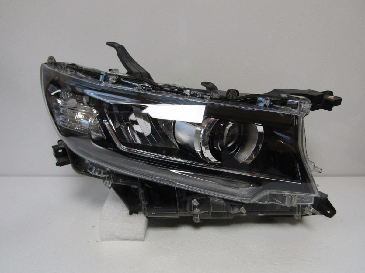 KOPLAMP TOYOTA LAND CRUISER J150 FACELIFT LED 18-22 RH A210/F31