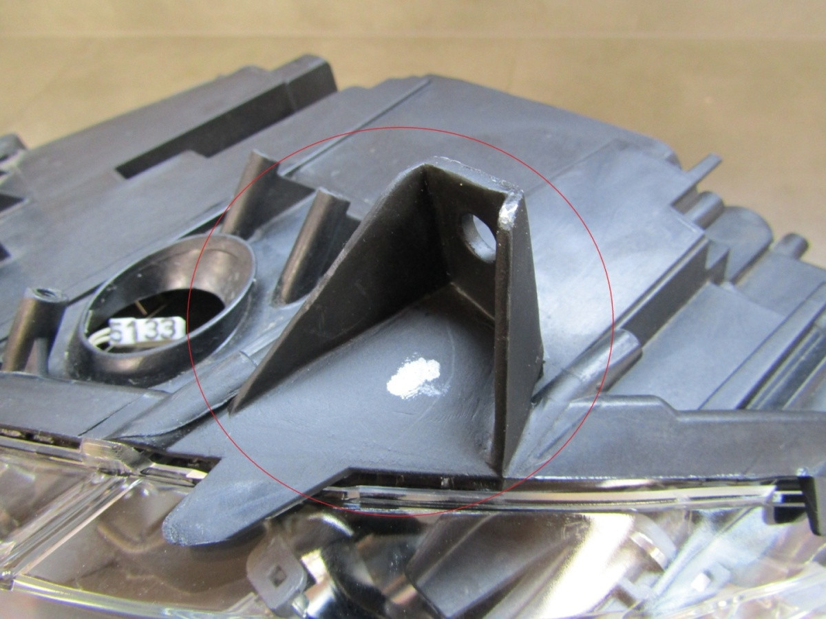 KOPLAMP BMW 5 F10 F11 NIET-DRIVEREND XENON 10-13 RH RECHTS 7203246 Q1619/K3 16D