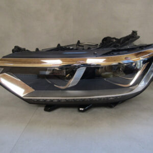 Koplamp Volkswagen Passat B8 BASIC LED 15-19 LH Links 3G1941035C Q1639/K3 2D
