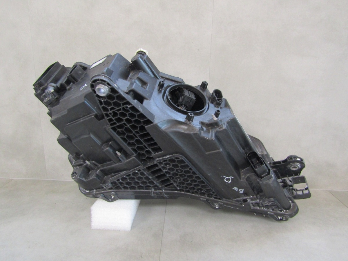 Koplamp Skoda Superb 3V1 3V III Facelift FULL LED 19-24 LH 3V1941015E Q1594/K4 5E