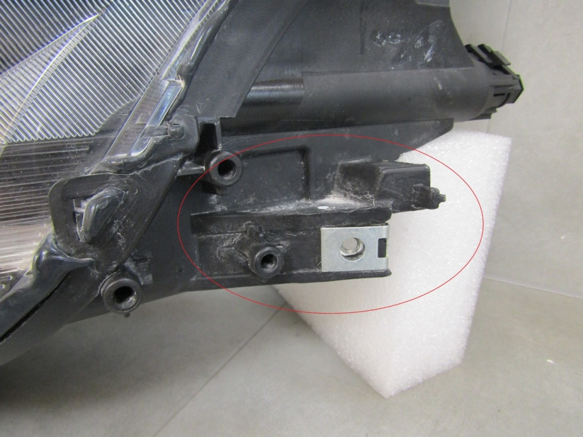 Koplamp Alfa Romeo Giulietta REGULAR LENS + LED LH Links 00505530770 Q1611/K4 14G