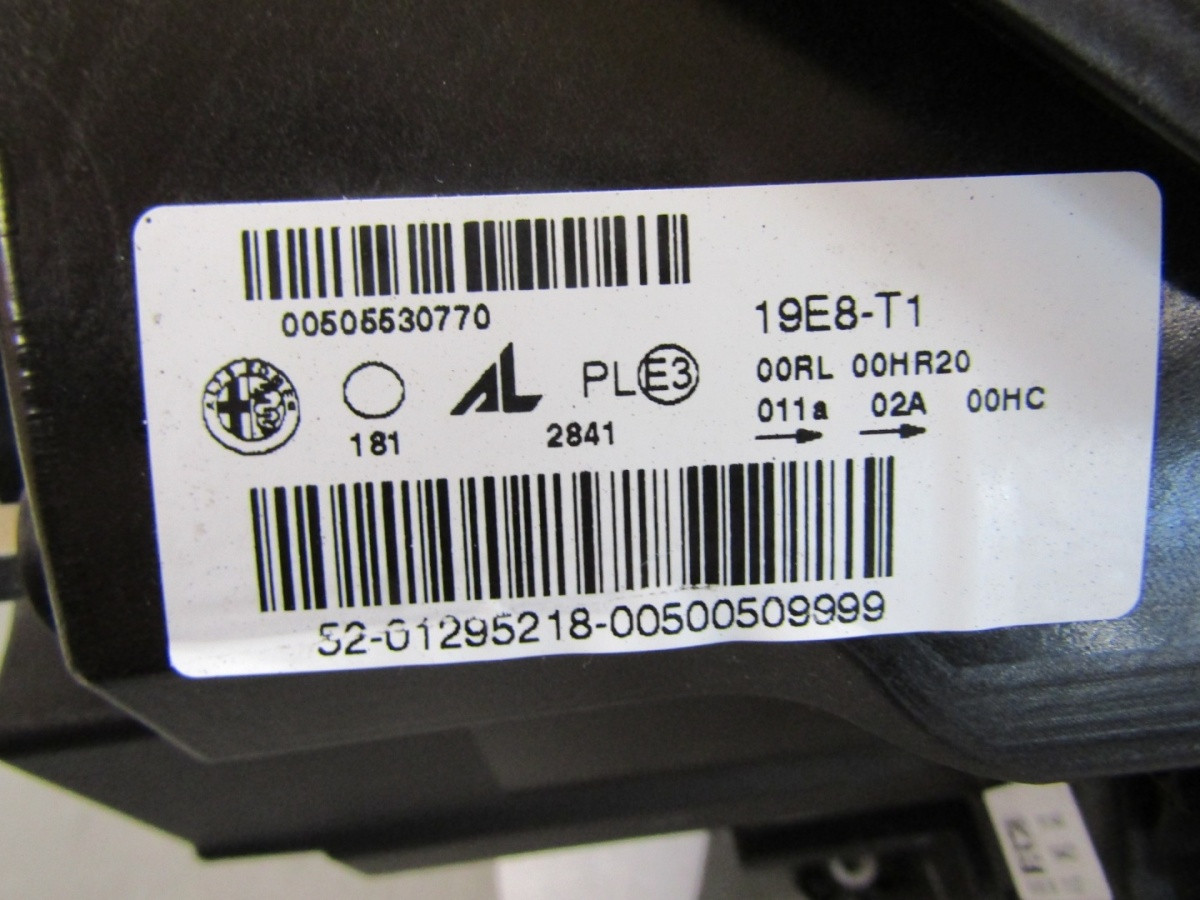 Koplamp Alfa Romeo Giulietta REGULAR LENS + LED LH Links 00505530770 Q1611/K4 14G