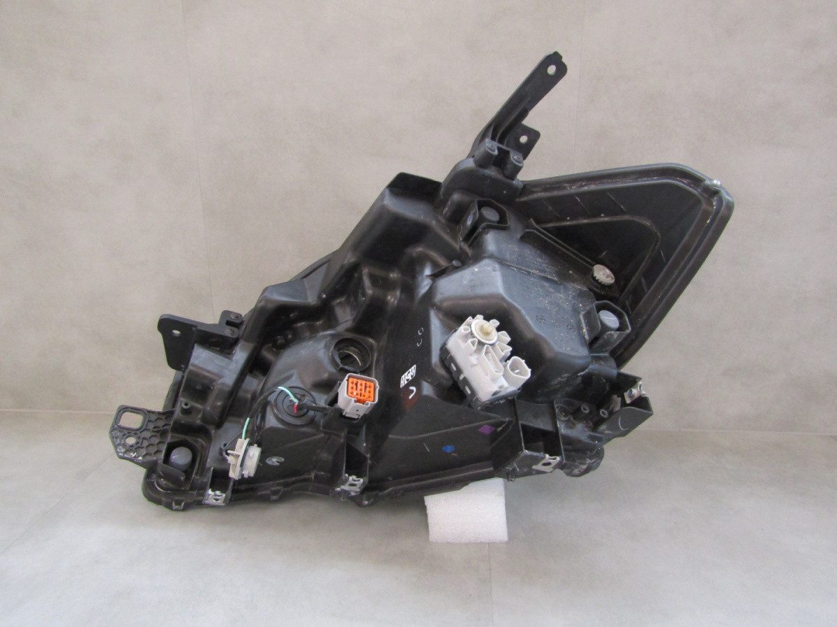 Koplamp Suzuki SX4 S Cross Facelift LED-16-21 RH 100-18738 Q556/K5 1F