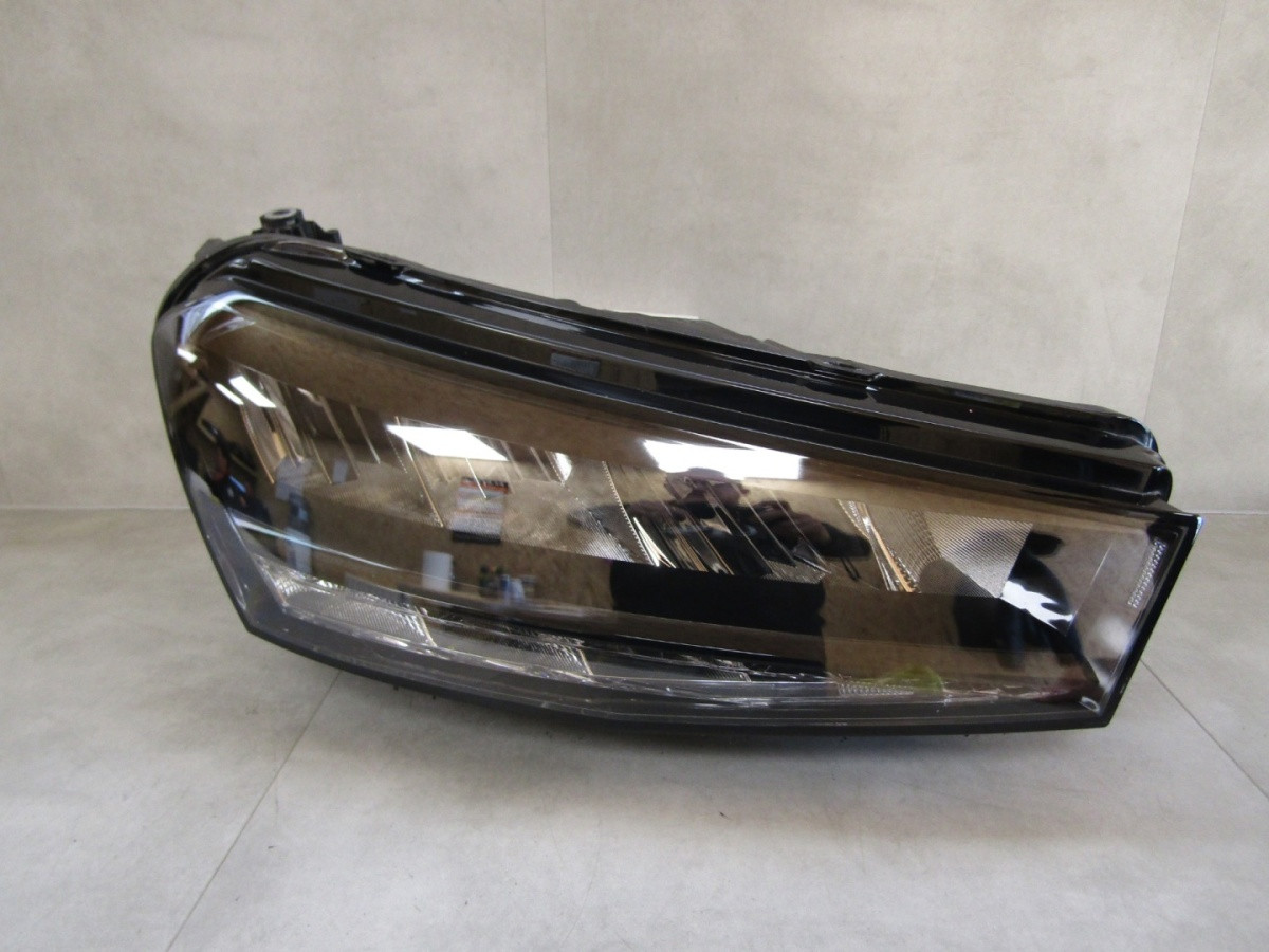 Koplamp Skoda Fabia 4 IV LED 21- RH RECHTS 6VB941016 Q1588/K4 13D