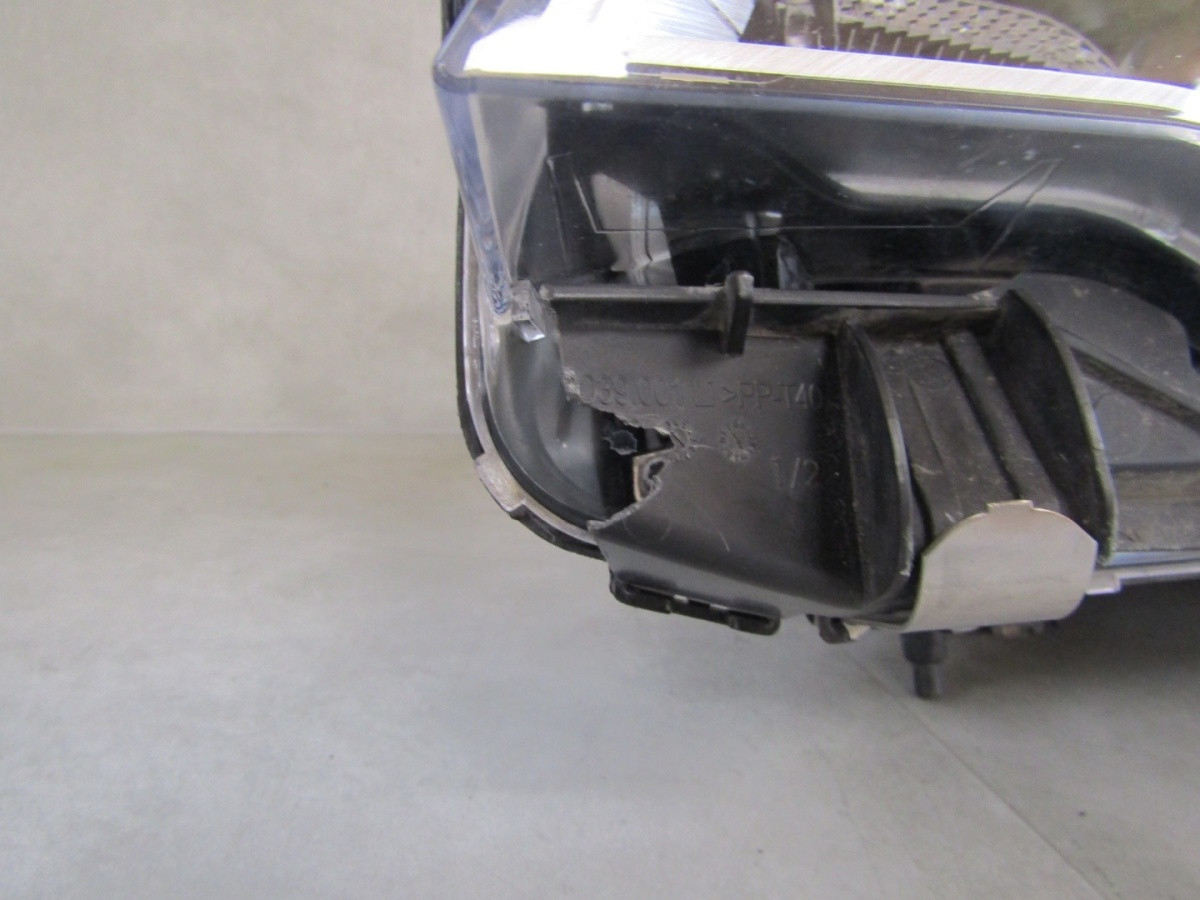 KOPLAMP BMW 5 G30 G31 ADAPTIEVE VOLLEDIGE LED-17-20 LH LINKS 8499121 Q1597/K4 6G