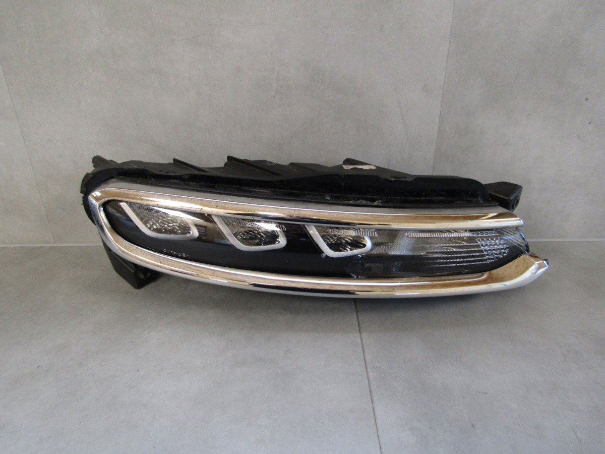 Koplamp Citroen C3 AIRCROSS LED DRL 17-21 RH 9843218880 Q840/E89