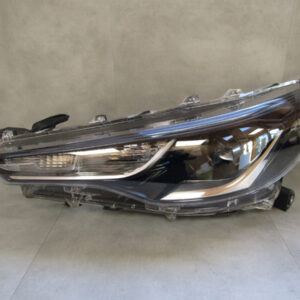 Koplamp Toyota Corolla Cross LED 20- LH Links HASCO 16-183 Q1641/K3 2G