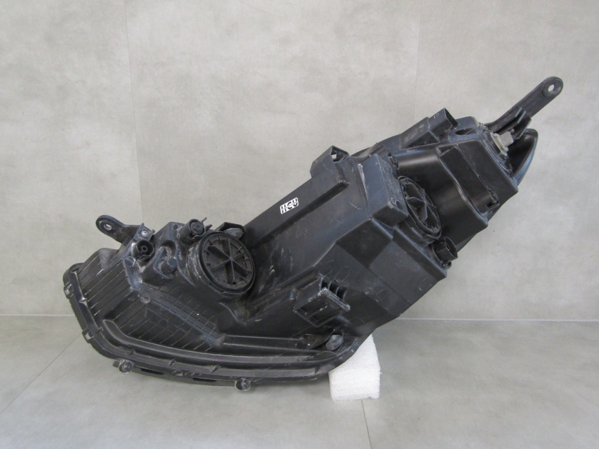 Koplamp Hyundai IX20 STANDAARD 10-15 RH 92102-1KXXX Q851/K4 1A