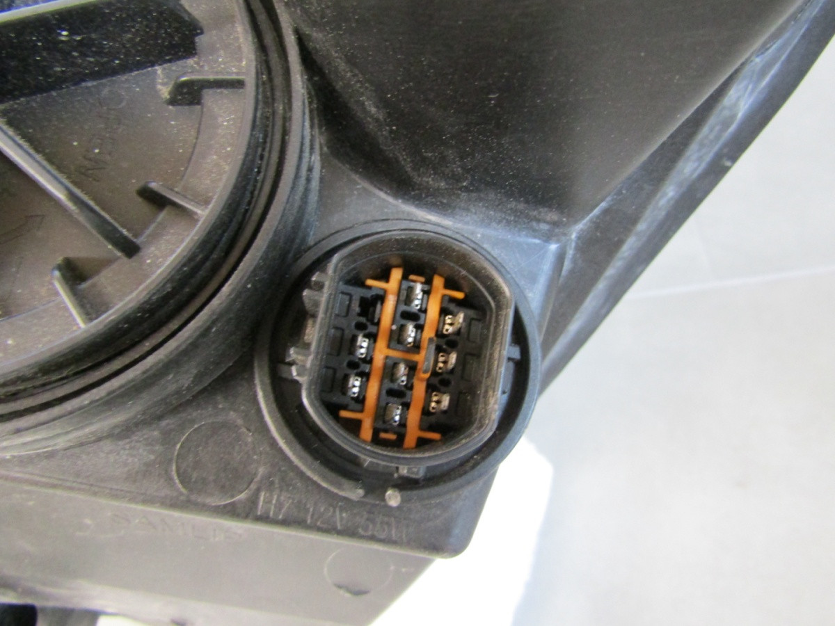 Koplamp Hyundai IX20 STANDAARD 10-15 RH 92102-1KXXX Q851/K4 1A