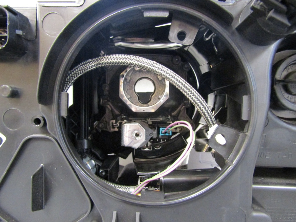 KOPLAMP BMW X3 F25 XENON NIET-DRAAIEN 10-14 RH RECHTS 7217294 Q1622/K3 16G