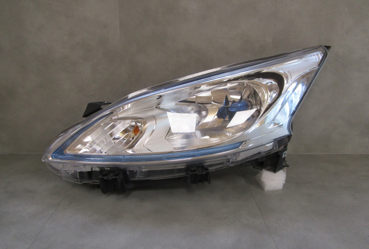 Koplamp Nissan e-NV200 STANDAARD LED 14-21 LH 260604FA0A S808/E3