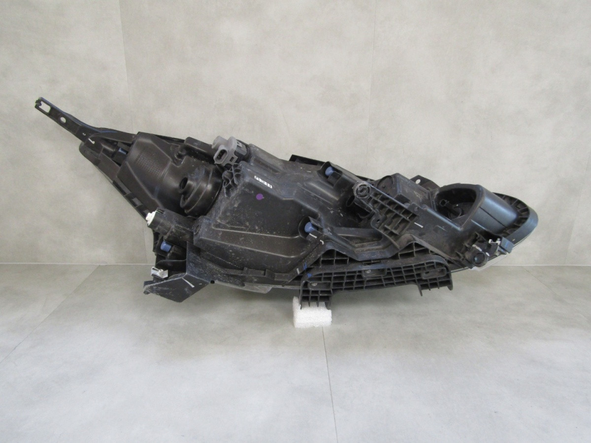 Koplamp Nissan e-NV200 STANDAARD LED 14-21 LH 260604FA0A S808/E3