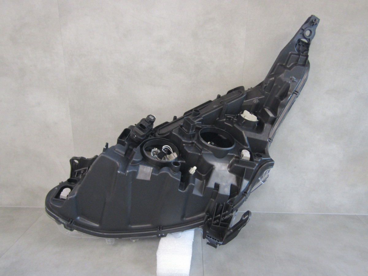 Koplamp Peugeot 208 1 I Facelift STANDAARD LENS + LED 15-19 RH 9810805880 Q757/K5 10A