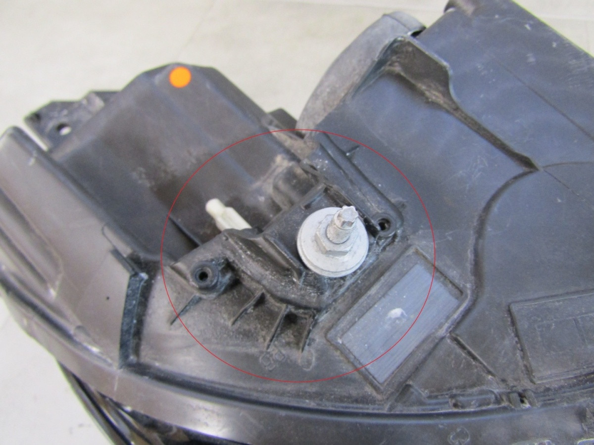 Koplamp Peugeot 208 II 2 LED 19-23 LH Links 9833036380 Q1603/K4 12B