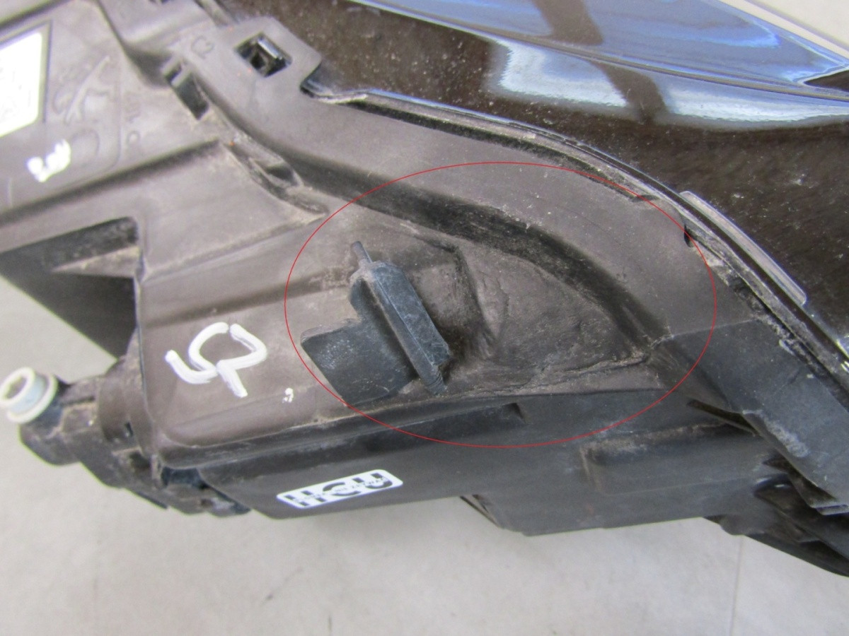 Koplamp Peugeot 208 II 2 LED 19-23 LH Links 9833036380 Q1603/K4 12B