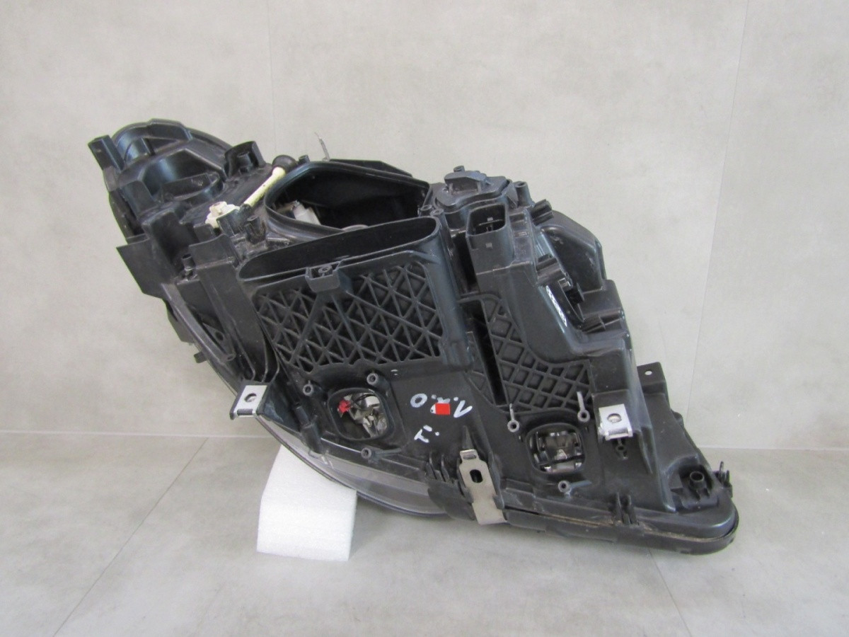 Koplamp BMW 5 F10 F11 Facelift LCI NIET-DRAAIEN XENON 13-17 LH 7317131 Q1604/K4 12E