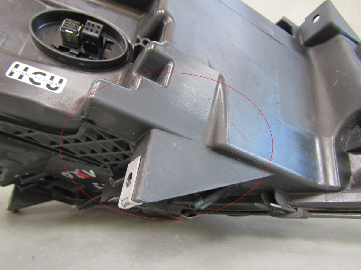 Koplamp BMW 5 F10 F11 Facelift LCI NIET-DRAAIEN XENON 13-17 LH 7317131 Q1604/K4 12E